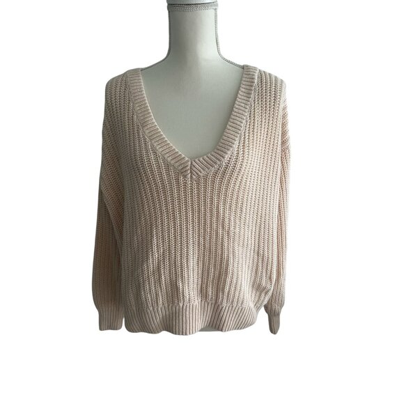 VS PINk Cream Cable Knit V Neck Sweater Size Small - Picture 2 of 6